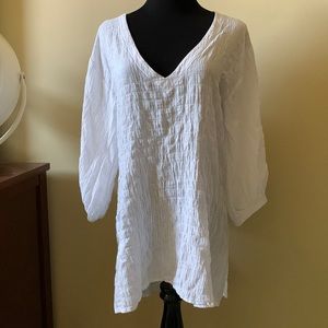 Robin Piccone Women’s Size S White semi see through 3/4 length sleeves